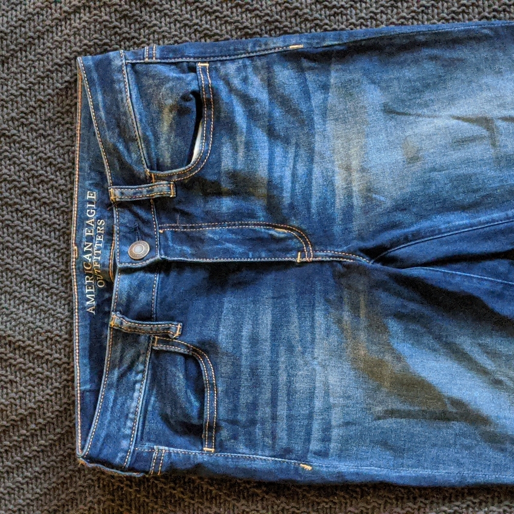 NWOT American Eagle Super Super Stretch Jeggings (Size 8)